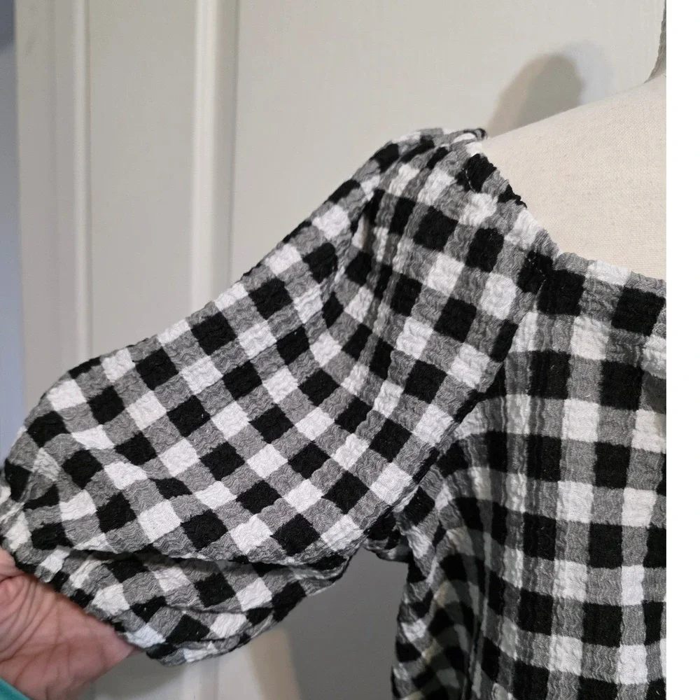 LOFT Top Women Black White Gingham Puff‎ Sleeve Seersucker Top Casual Everyday